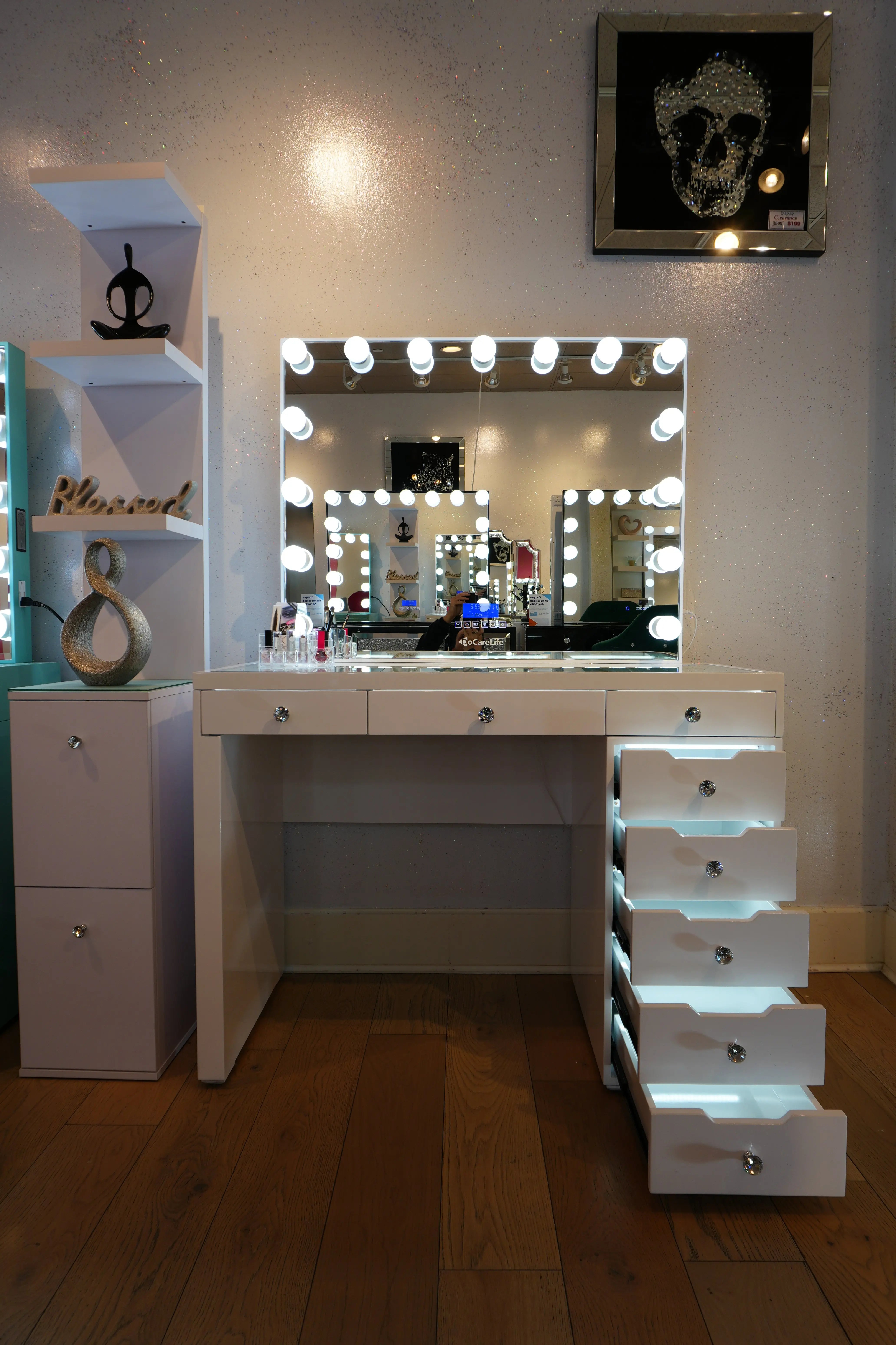 Small-Vanities Crown Vanity